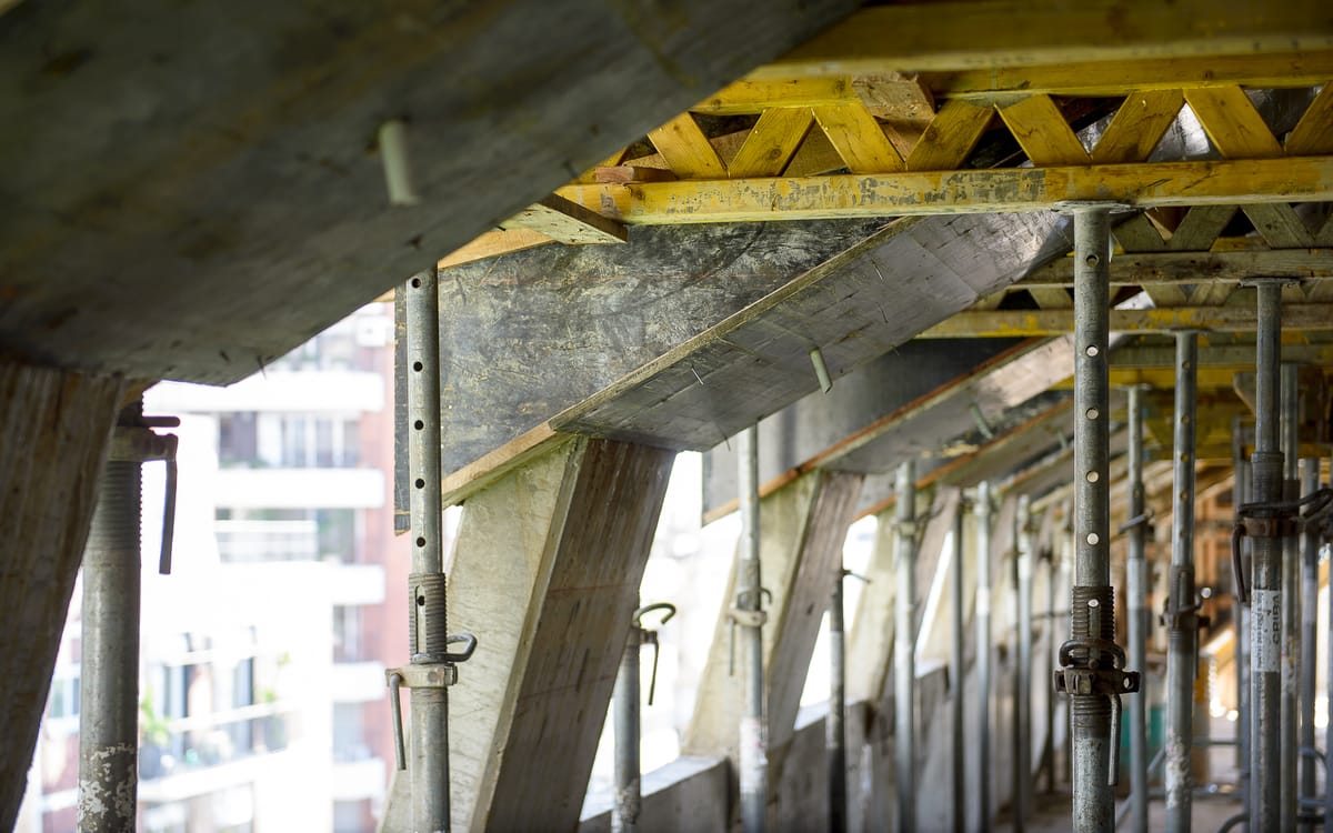 El costo de construcción no es lo que parece: la trampa del dólar estable